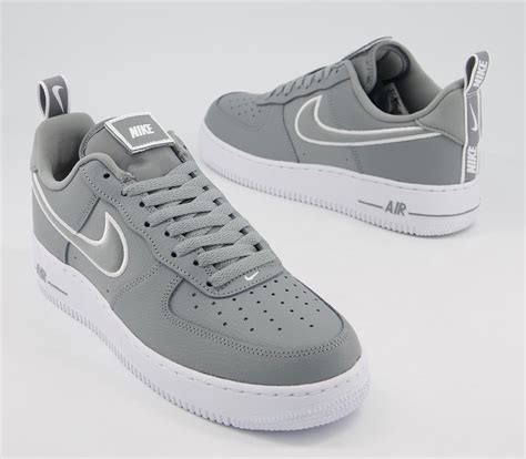 air force 1 Nike trainers